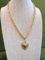 Load image into Gallery viewer, Becca Heart Necklace