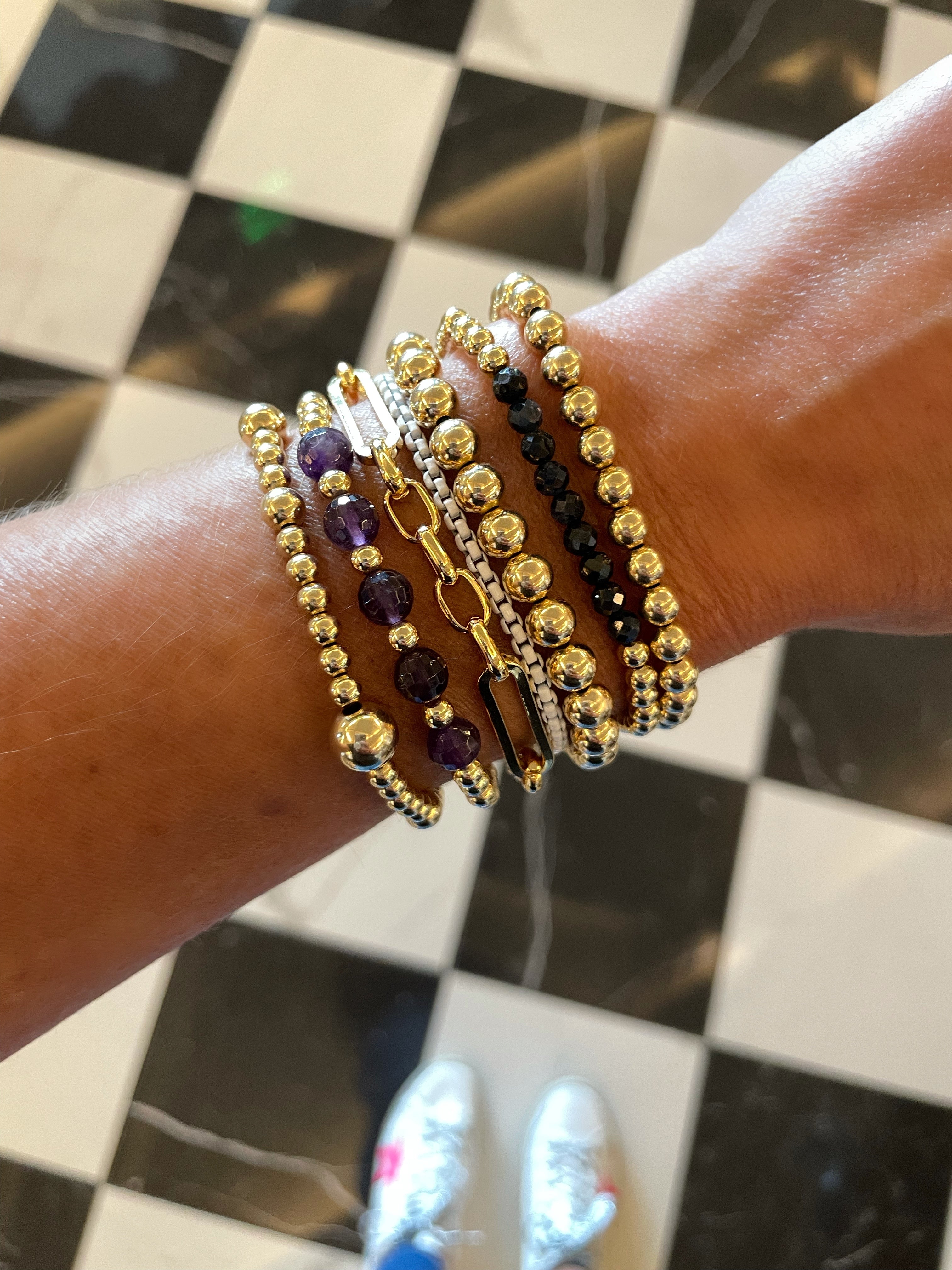 Gold Beaded Bracelet with Amethyst