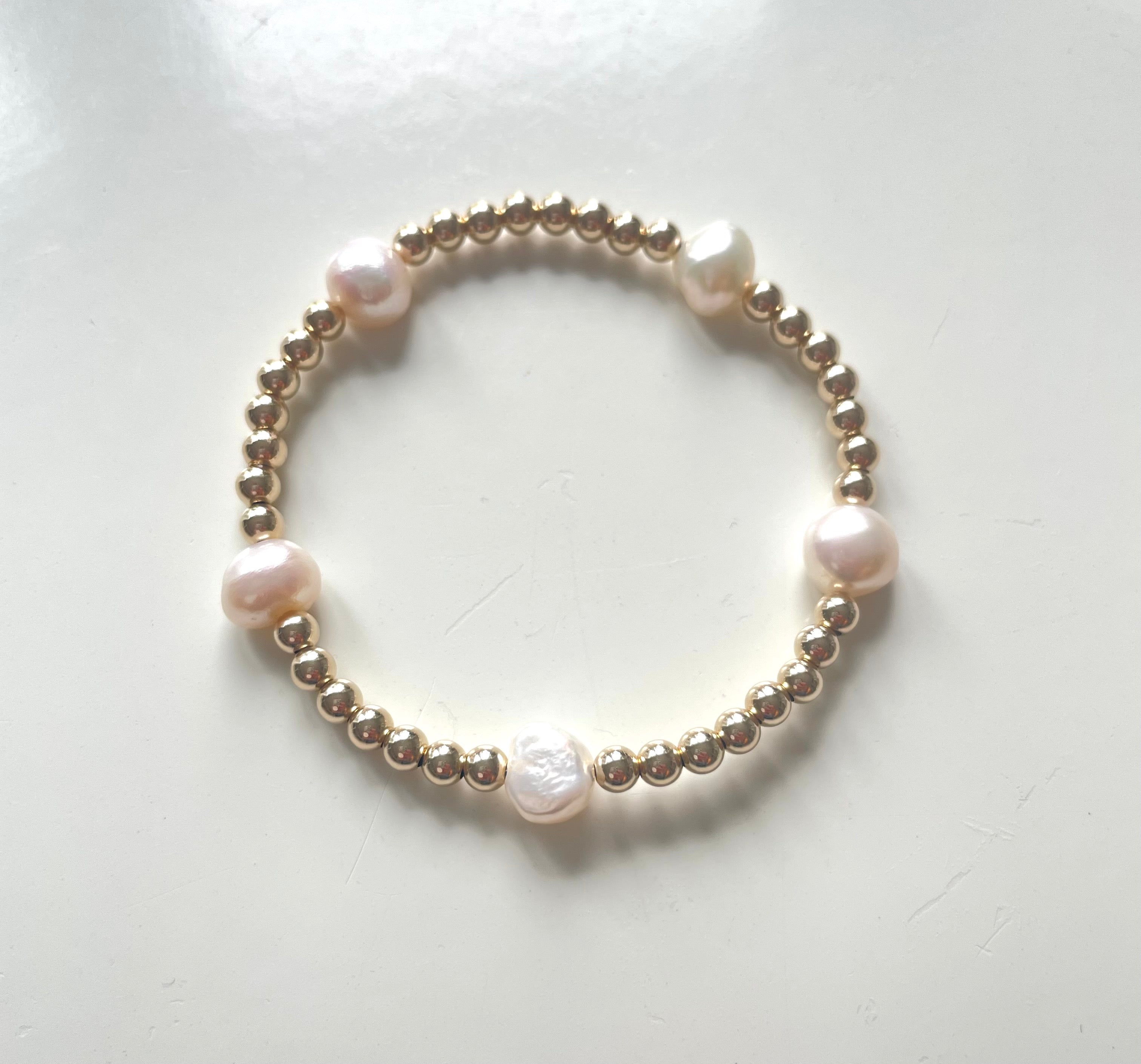 Pearl Dreams, Pearl and Gold Beaded Bracelet